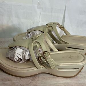Cole Haan Cream Platform Sandals with Buckle Straps size 9 great shape and comfy